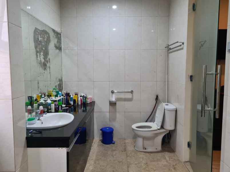 dijual rumah jl pejaten barat ii