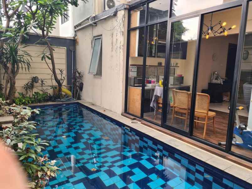 dijual rumah jl pejaten barat ii