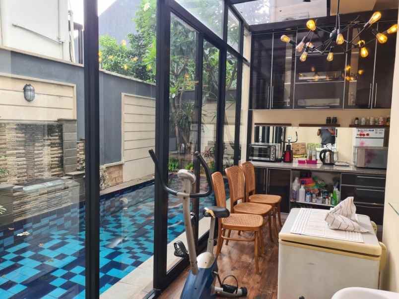 dijual rumah jl pejaten barat ii