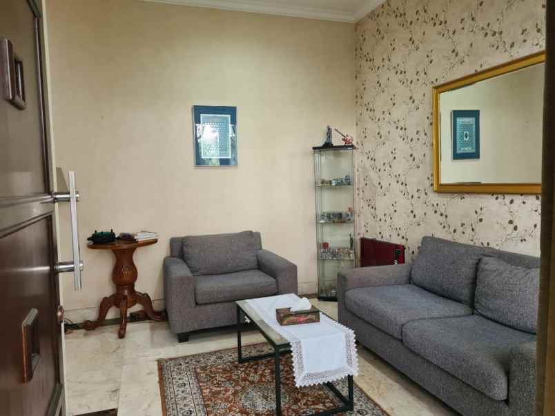 dijual rumah jl pejaten barat ii