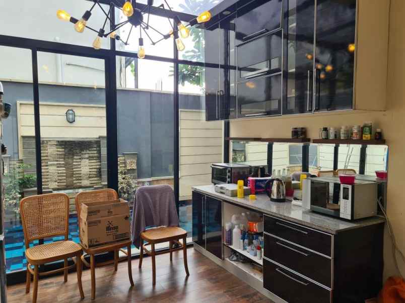dijual rumah jl pejaten barat ii