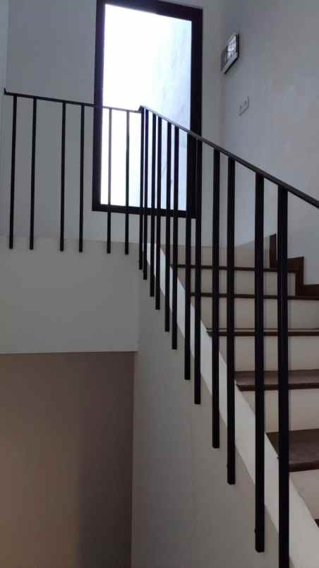 dijual rumah jl raden intan 2 duren