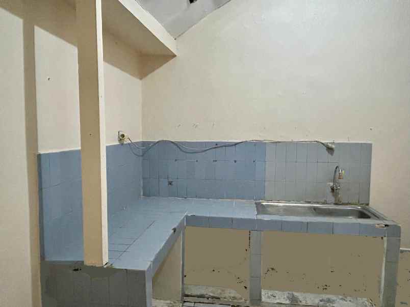 dijual rumah jl raya ciater