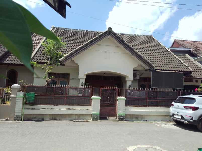 dijual rumah jl raya kadisoka kadisoko