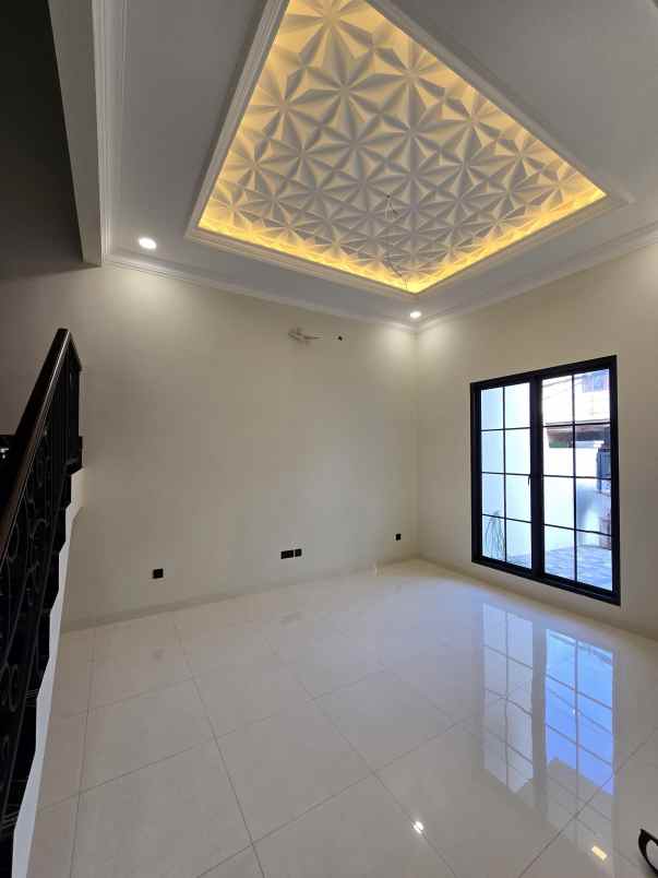 dijual rumah jl raya perumahan duren