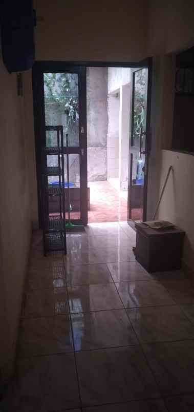 dijual rumah jl raya raden sanim tanah