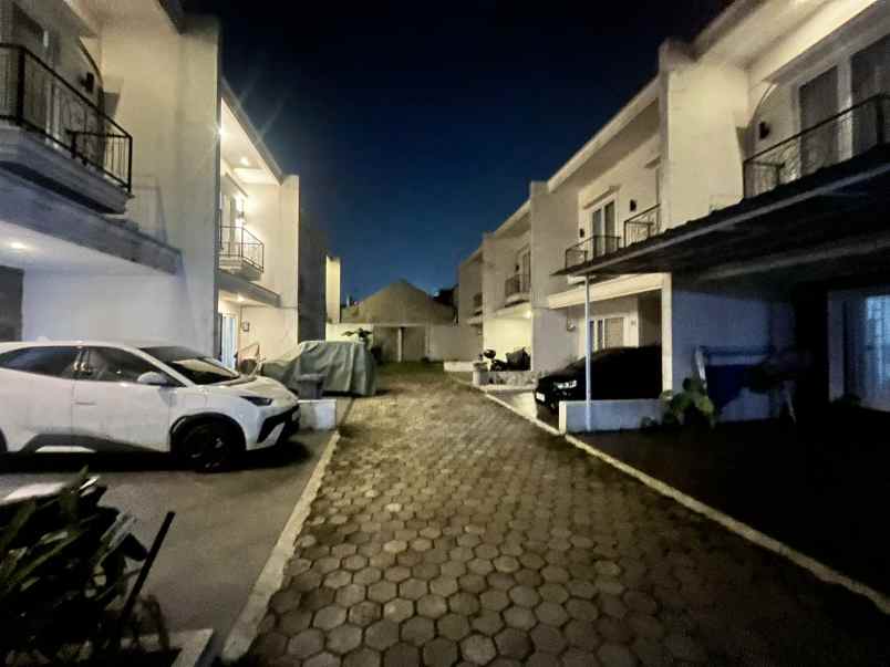 dijual rumah kalibaru cilodong depok
