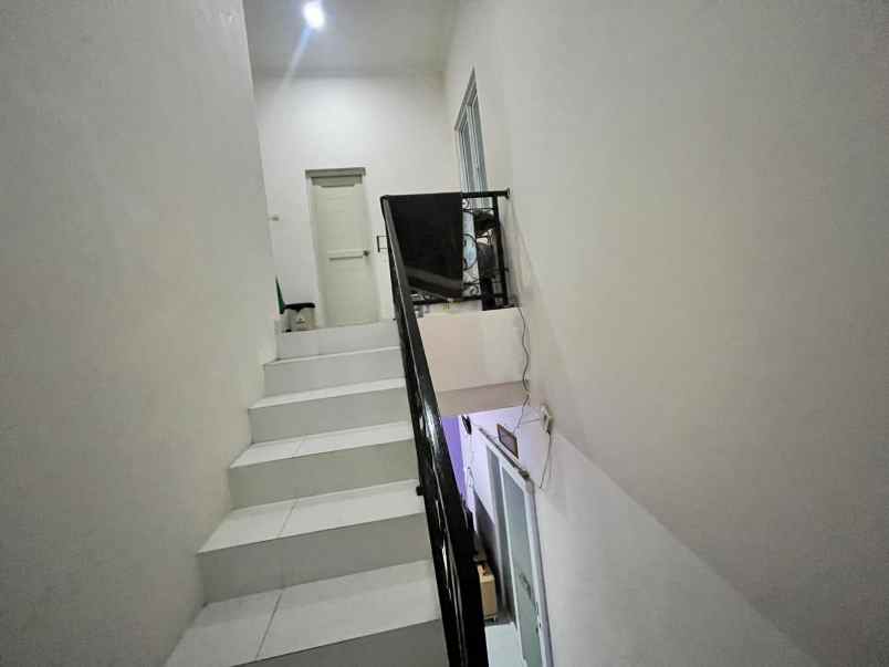 dijual rumah kalibaru cilodong depok