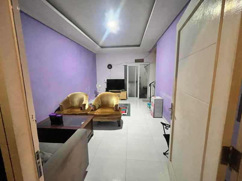 dijual rumah kalibaru cilodong depok