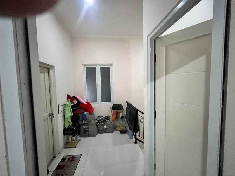 dijual rumah kalibaru cilodong depok