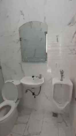 dijual rumah karang asem