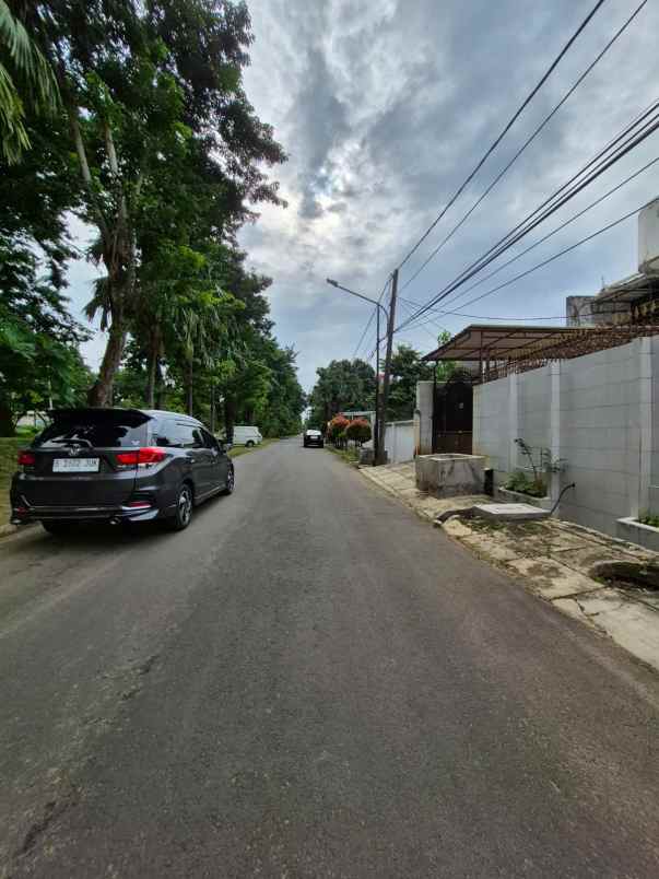 dijual rumah karang bolong