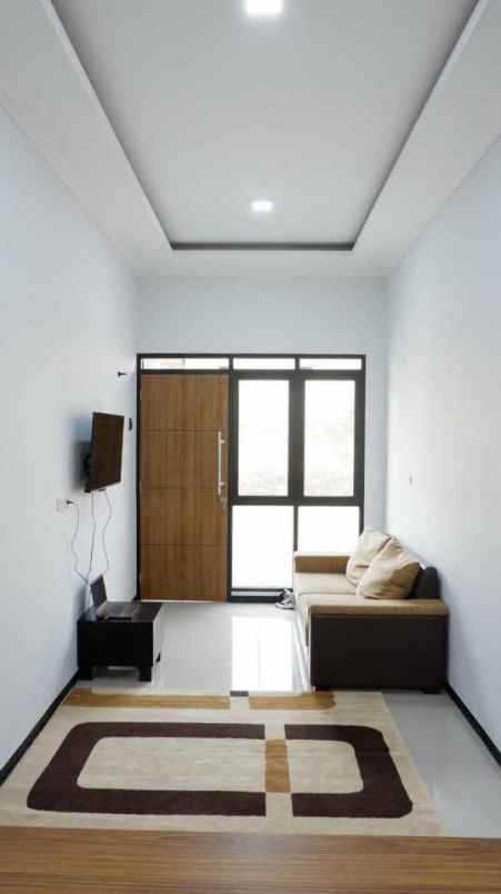 dijual rumah karyawangi cihanjuang cimahi