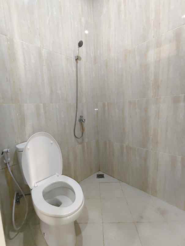 dijual rumah kav geology cisaranten