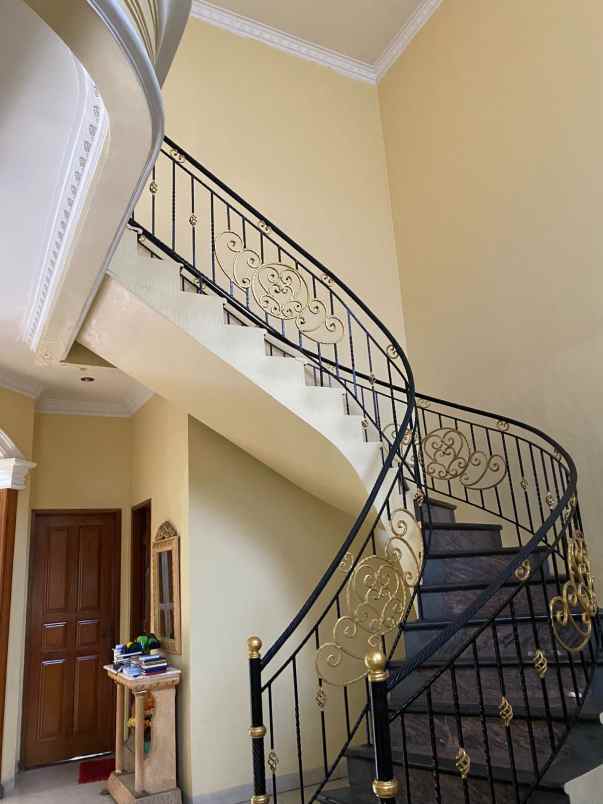 dijual rumah kavling dki pondok kelapa