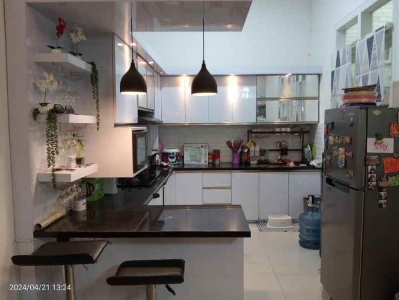 dijual rumah kawaluyaan bandung