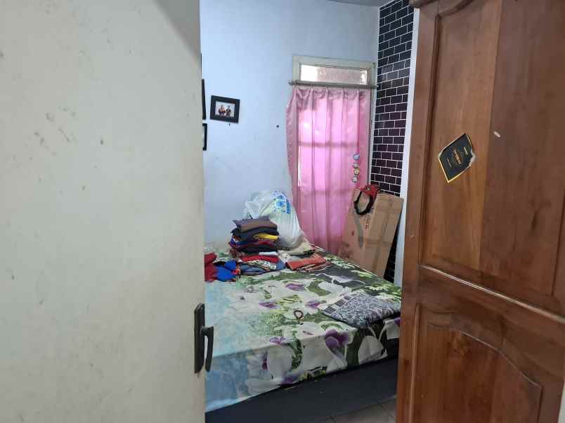 dijual rumah kebonsari