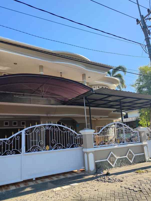 dijual rumah kebraon