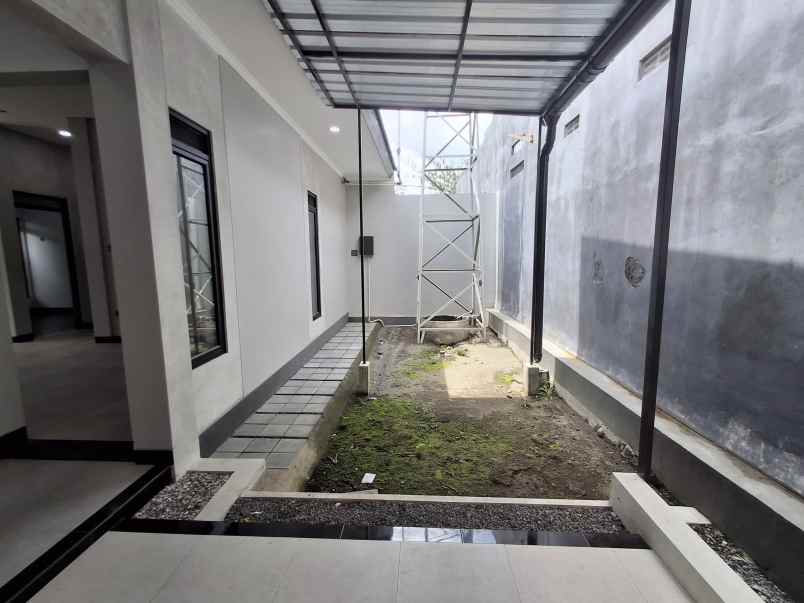 dijual rumah kedulan tirtomartani