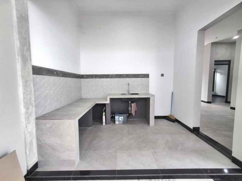 dijual rumah kedulan tirtomartani