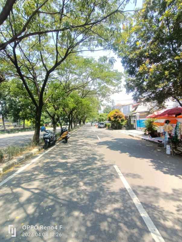 dijual rumah kelapa gading