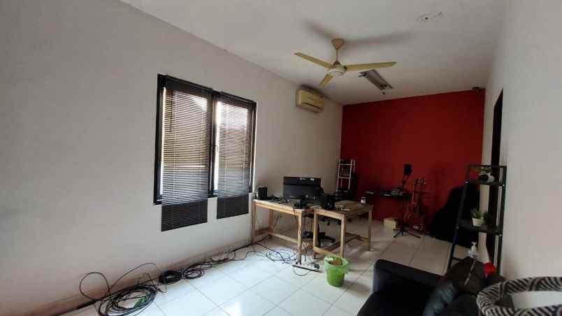dijual rumah kemang