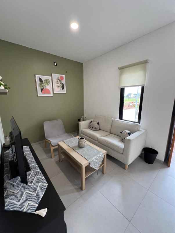 dijual rumah kemang pratama bekasi