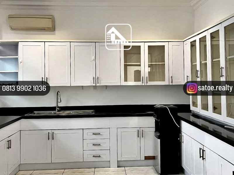 dijual rumah kemang utara bangka