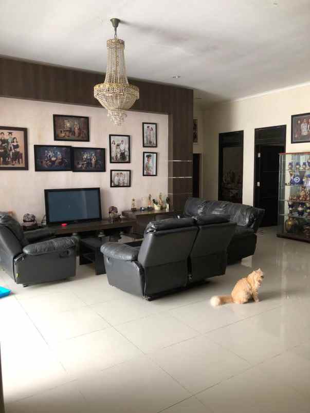 dijual rumah kertajaya