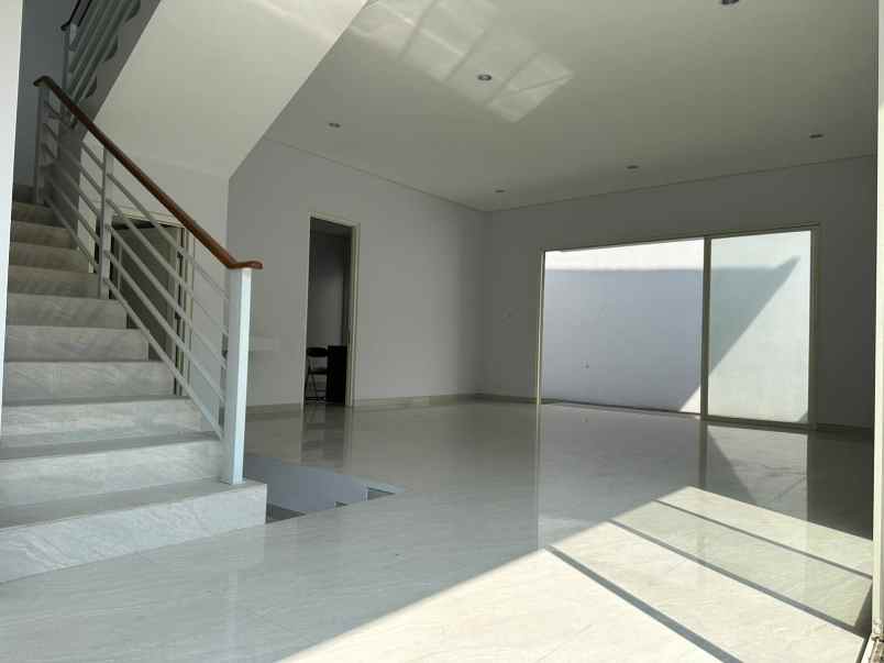dijual rumah kertajaya indah regency