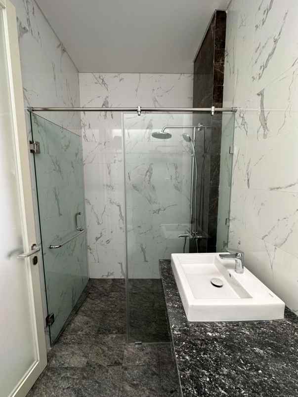 dijual rumah kertajaya indah regency