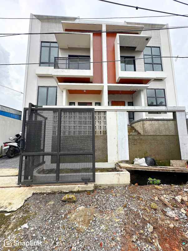 dijual rumah klender duren sawit