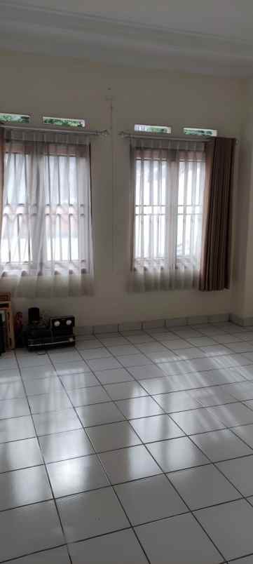 dijual rumah kolonel masturi