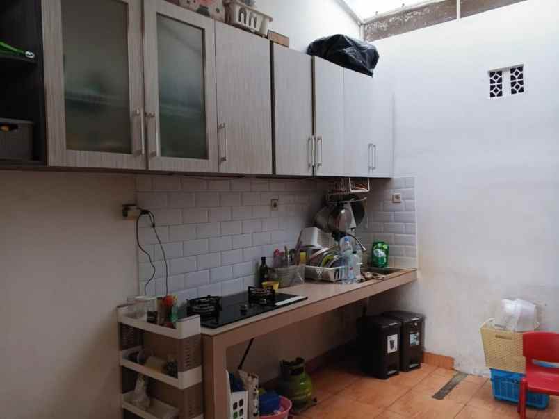 dijual rumah komp pesona ciganitri