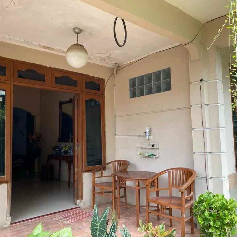 dijual rumah kompas mekarsari