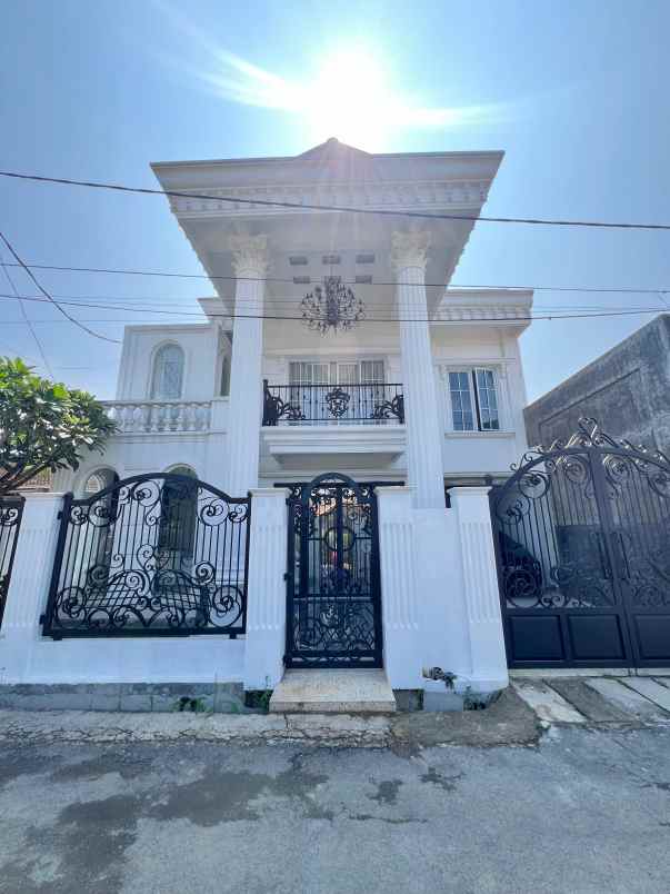 dijual rumah komplek balista cikole lembang