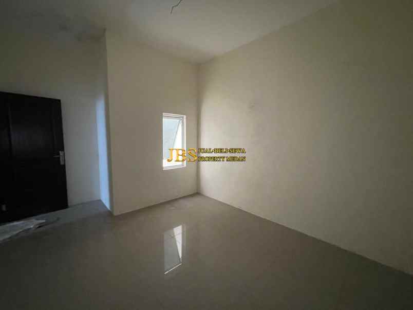 dijual rumah komplek cemara asri