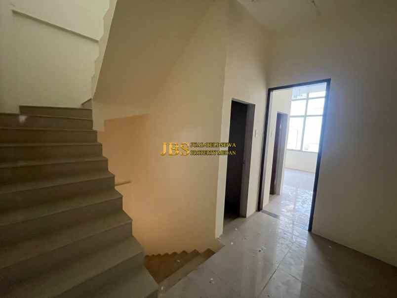 dijual rumah komplek cemara asri