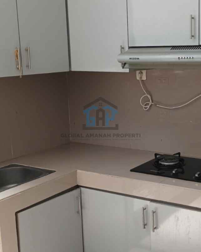 dijual rumah komplek citeureup 8 menit pemkot cimahi
