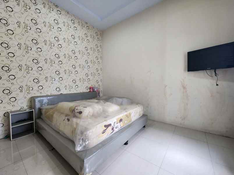 dijual rumah komplek citra garden