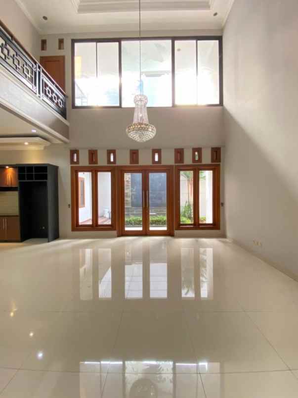 dijual rumah komplek kavling marinir