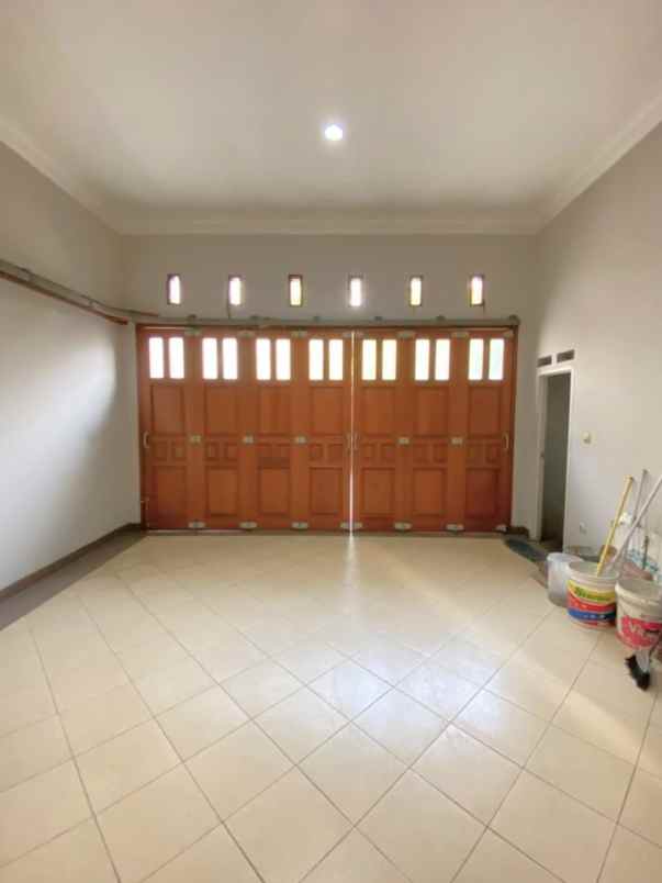 dijual rumah komplek kavling marinir