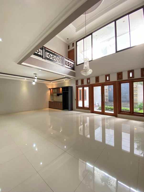 dijual rumah komplek kavling marinir