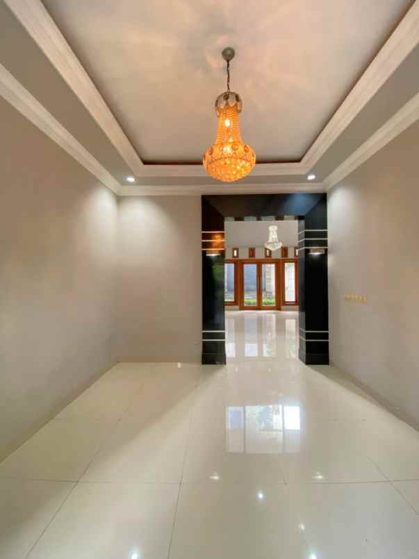 dijual rumah komplek kavling marinir