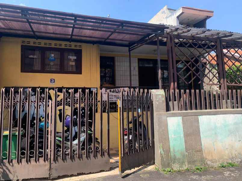 dijual rumah komplek pasir layung