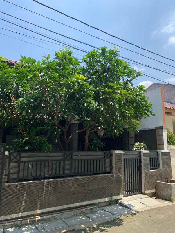 dijual rumah komplek pelni sukmajaya