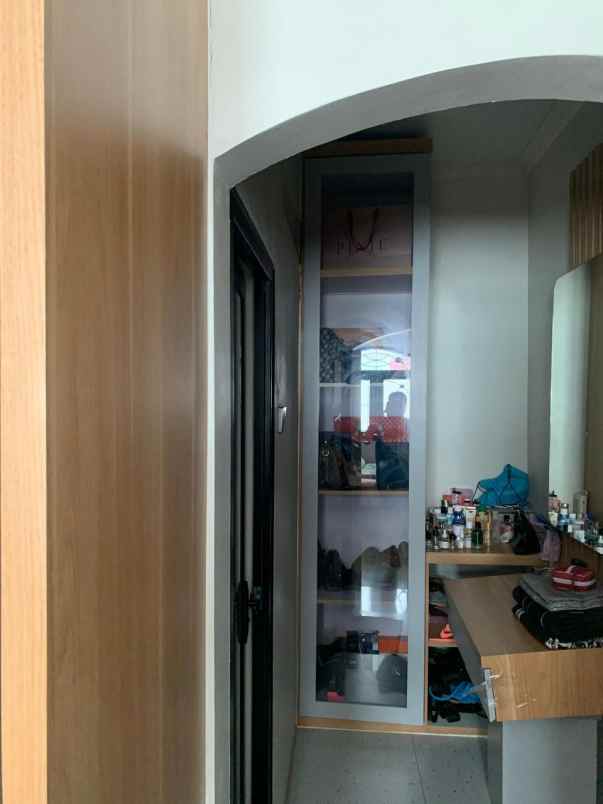 dijual rumah komplek pelni sukmajaya