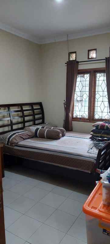 dijual rumah komplek pharmindo cimahi