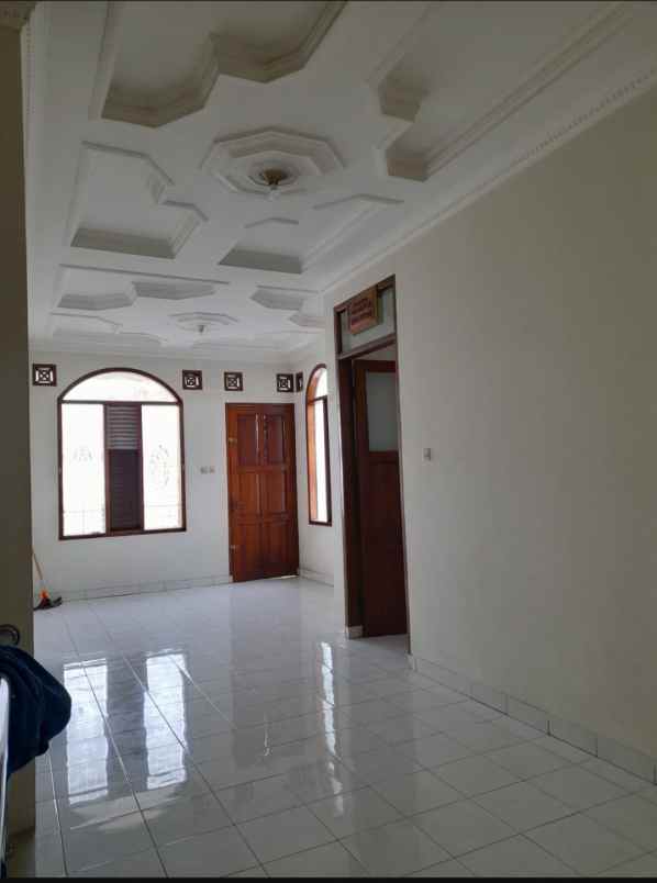 dijual rumah kopo