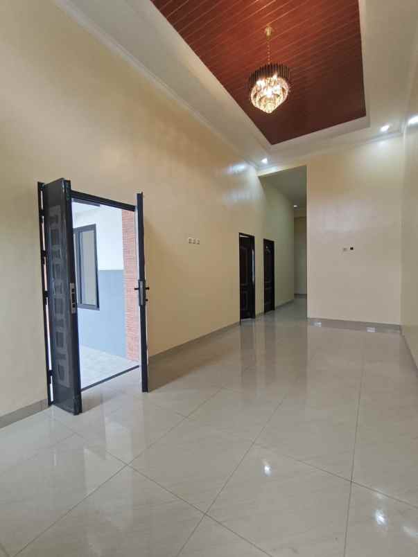 dijual rumah kota harapan indah bekasi